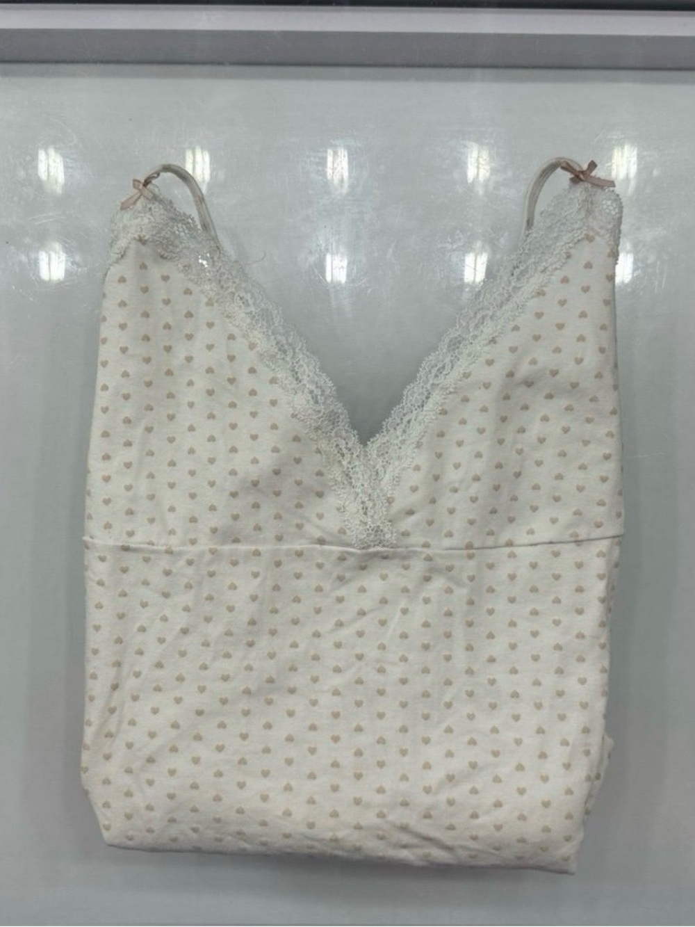 Brandy Melville Lace White Tank Top With Heart Flowers (Ready To ship)
